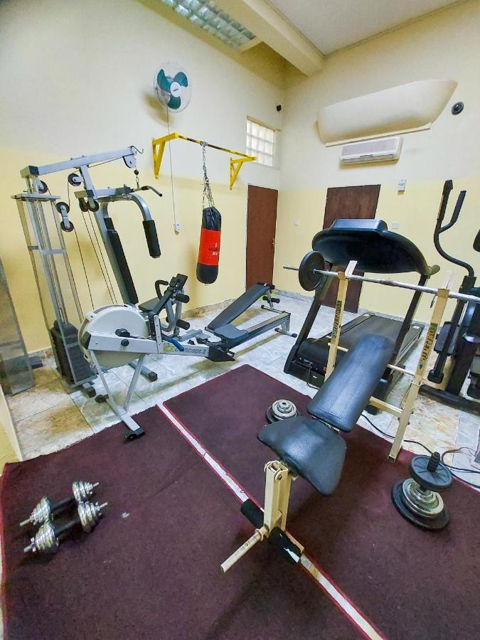 Hotel Relax 金沙萨 外观 照片