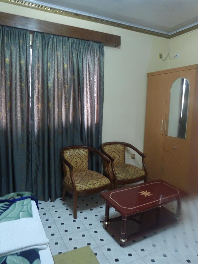 Hotel Relax 金沙萨 外观 照片